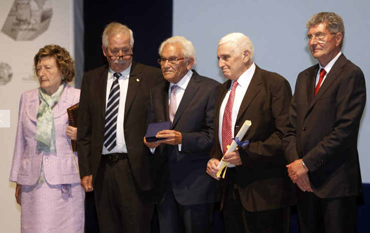 Dr. Pedrosa recibe medalla de Asturias 2013